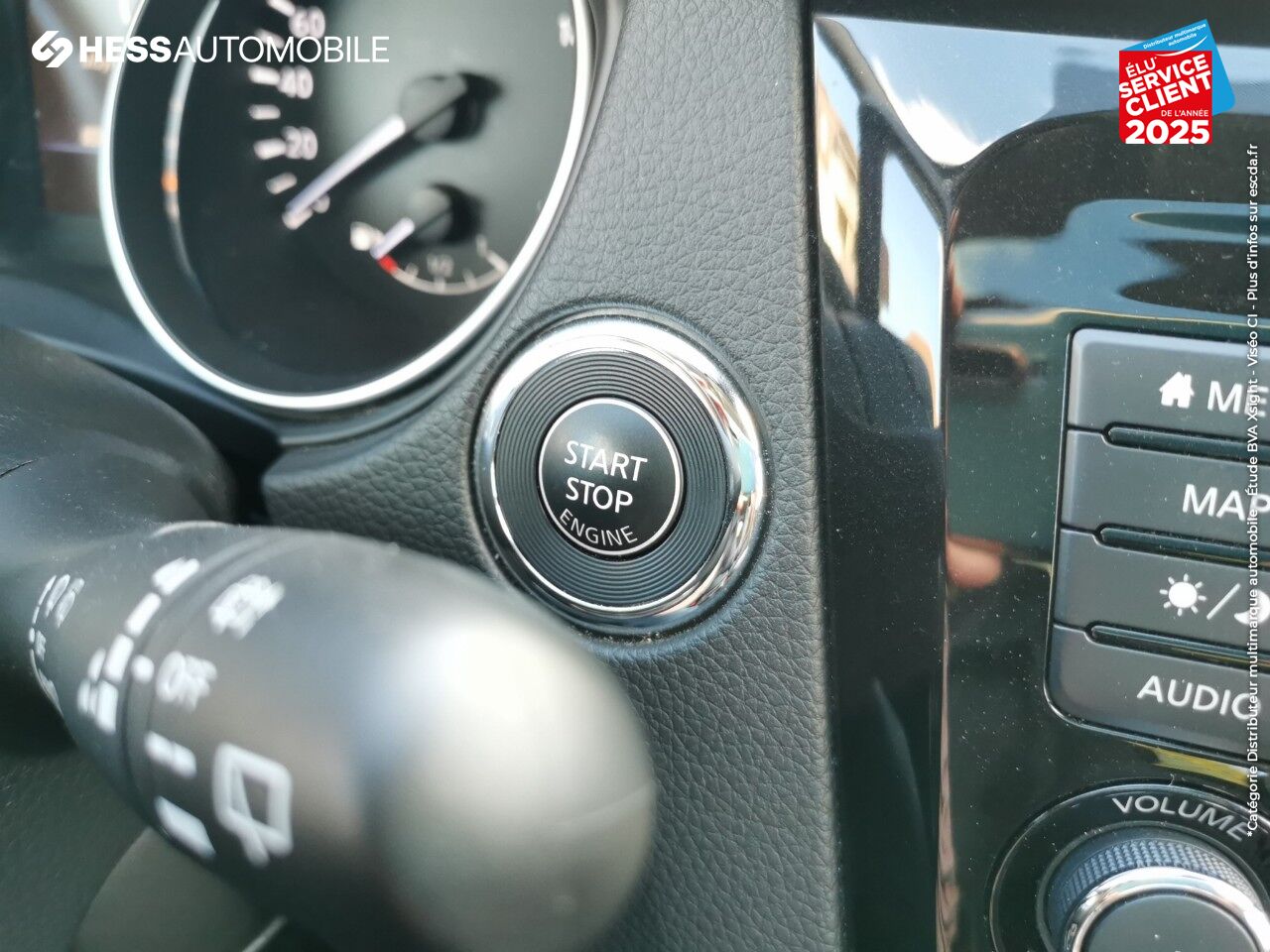 Véhicule d'occasion NISSAN QASHQAI 1.5 DCI 115CH TEKNA 2019 EURO6-EVAP TPANO CAMERA GPS CUIR SIEGES CHAUF chez Nissan Thionville