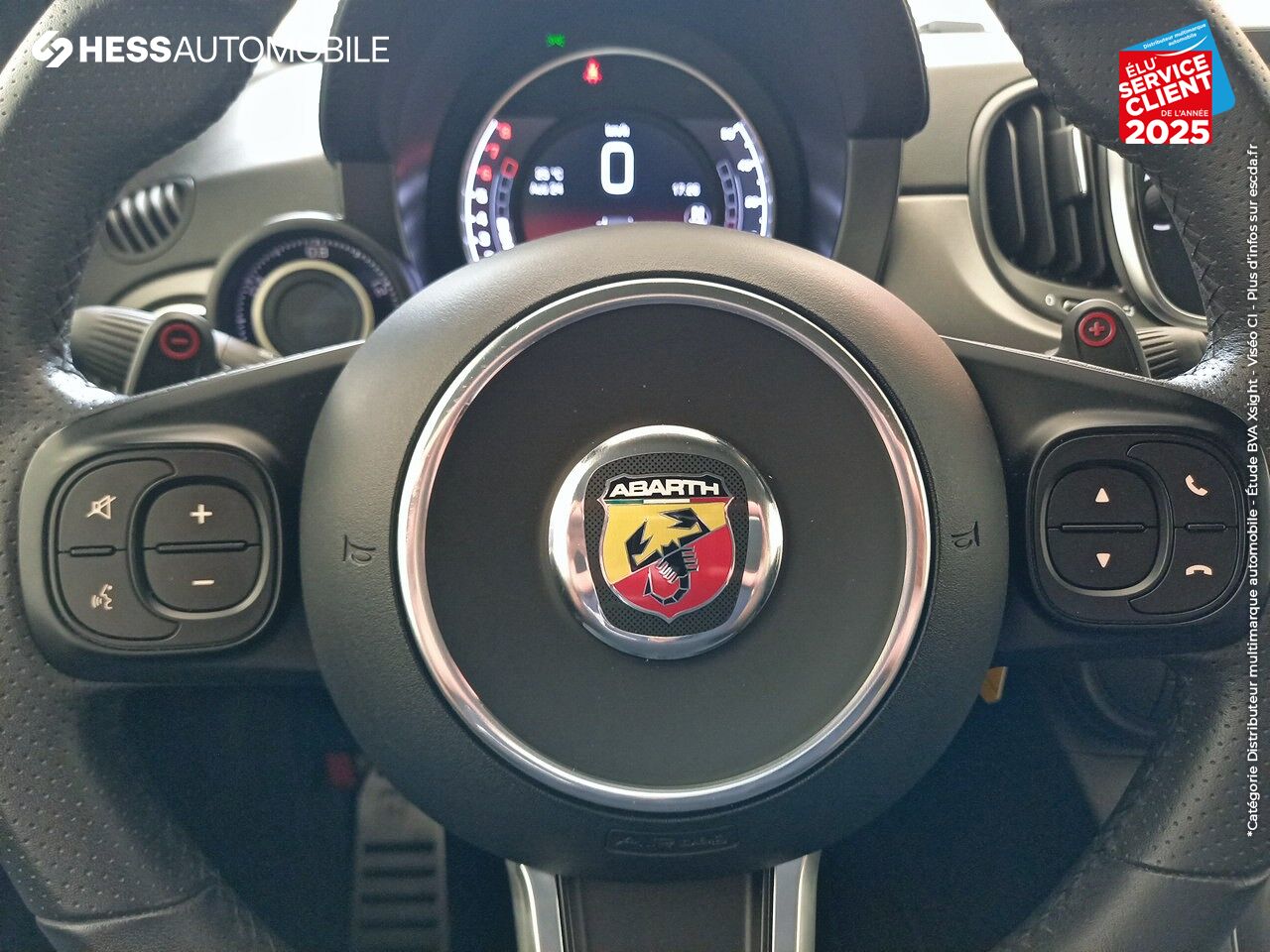 Véhicule d'occasion ABARTH 500C 1.4 TURBO T-JET 165CH 595 TURISMO BVA chez HESS Automobile