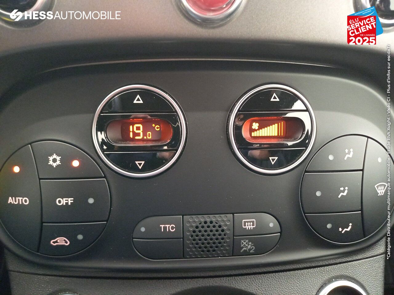 Véhicule d'occasion ABARTH 500C 1.4 TURBO T-JET 165CH 595 TURISMO BVA chez HESS Automobile