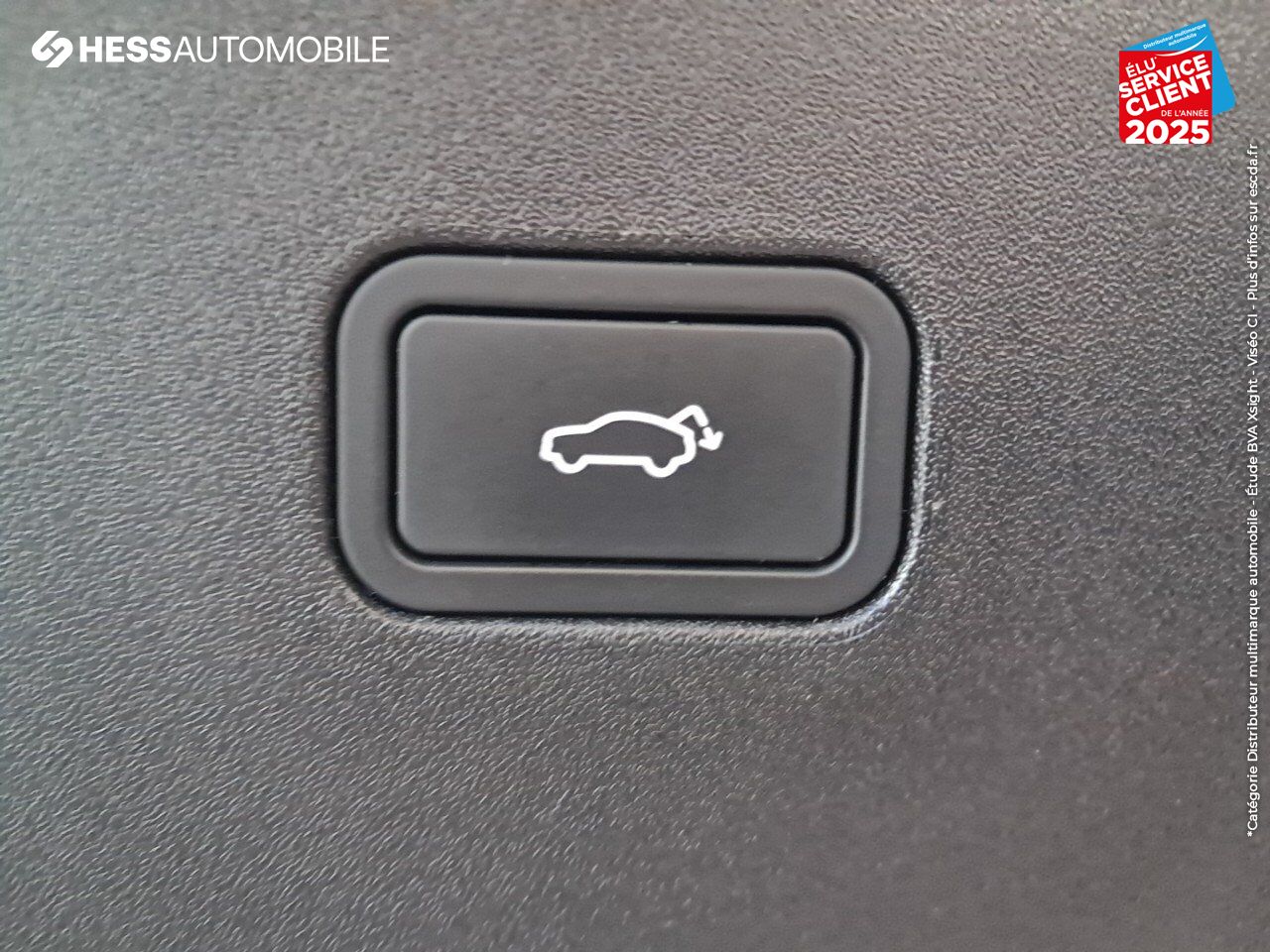Véhicule d'occasion VOLVO EX30 SINGLE EXTENDED RANGE 272CH PLUS chez Volvo Epernay
