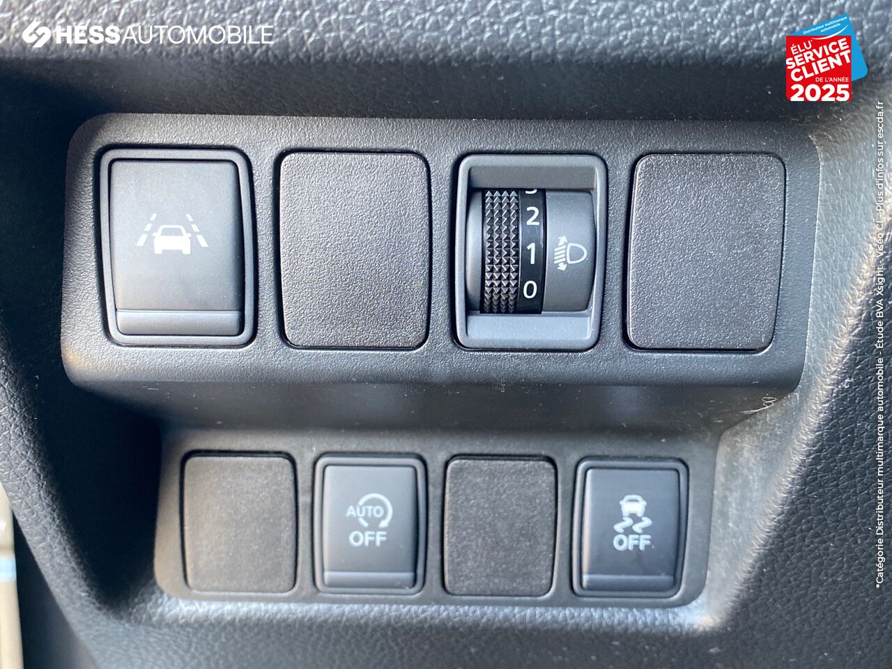 Véhicule d'occasion NISSAN QASHQAI 1.6 DCI 130CH N-CONNECTA TPANO GPS CAM360 chez Nissan Qashqai occasion