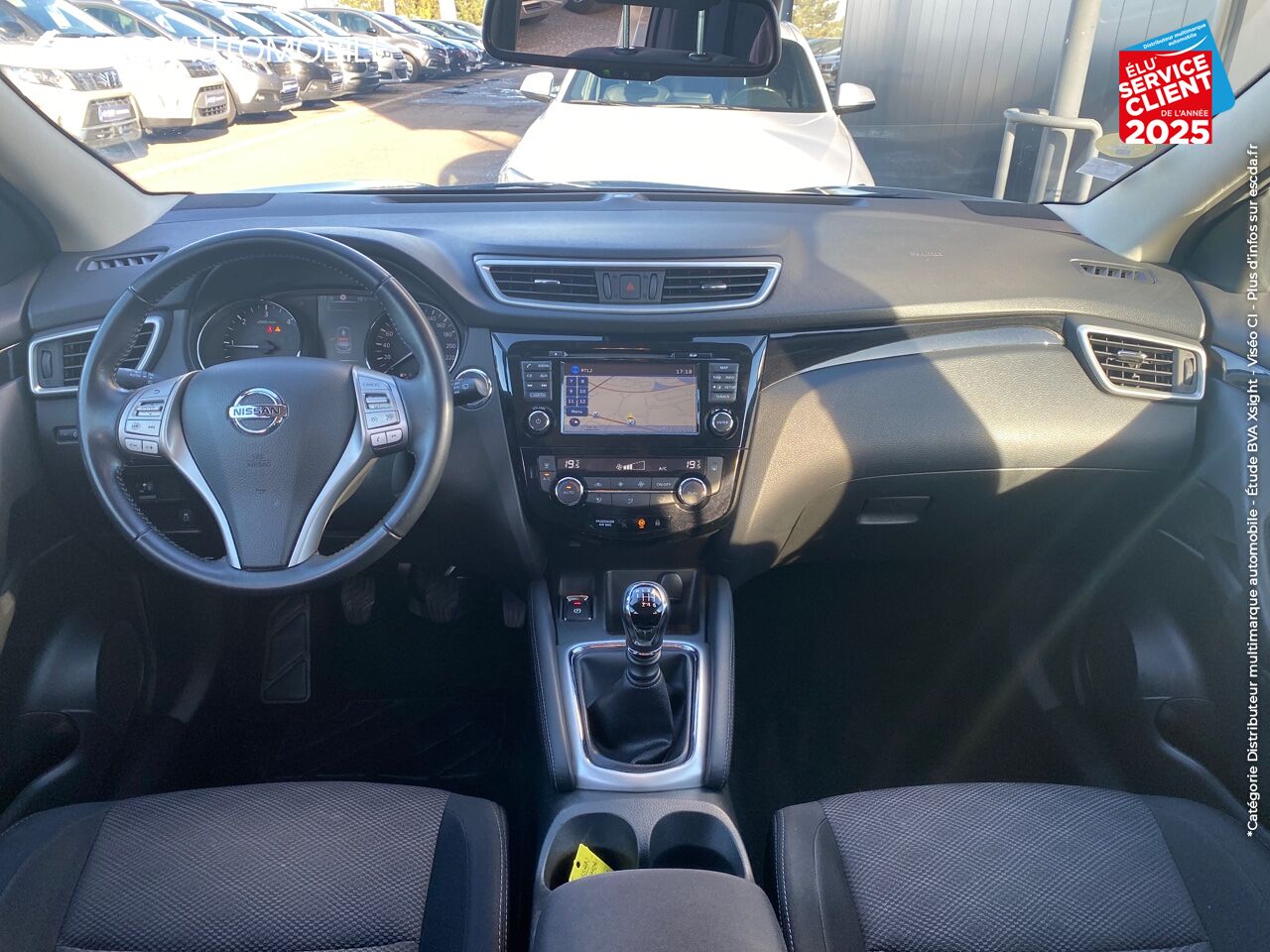 Véhicule d'occasion NISSAN QASHQAI 1.6 DCI 130CH N-CONNECTA TPANO GPS CAM360 chez Nissan Qashqai occasion