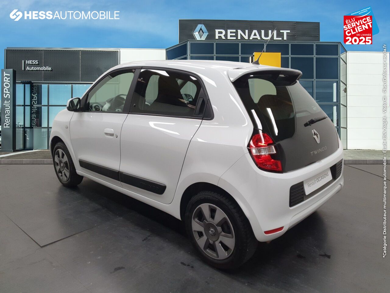 Véhicule d'occasion RENAULT TWINGO 1.0 SCE 70CH ZEN BOITE COURTE EURO6 chez Renault Strasbourg