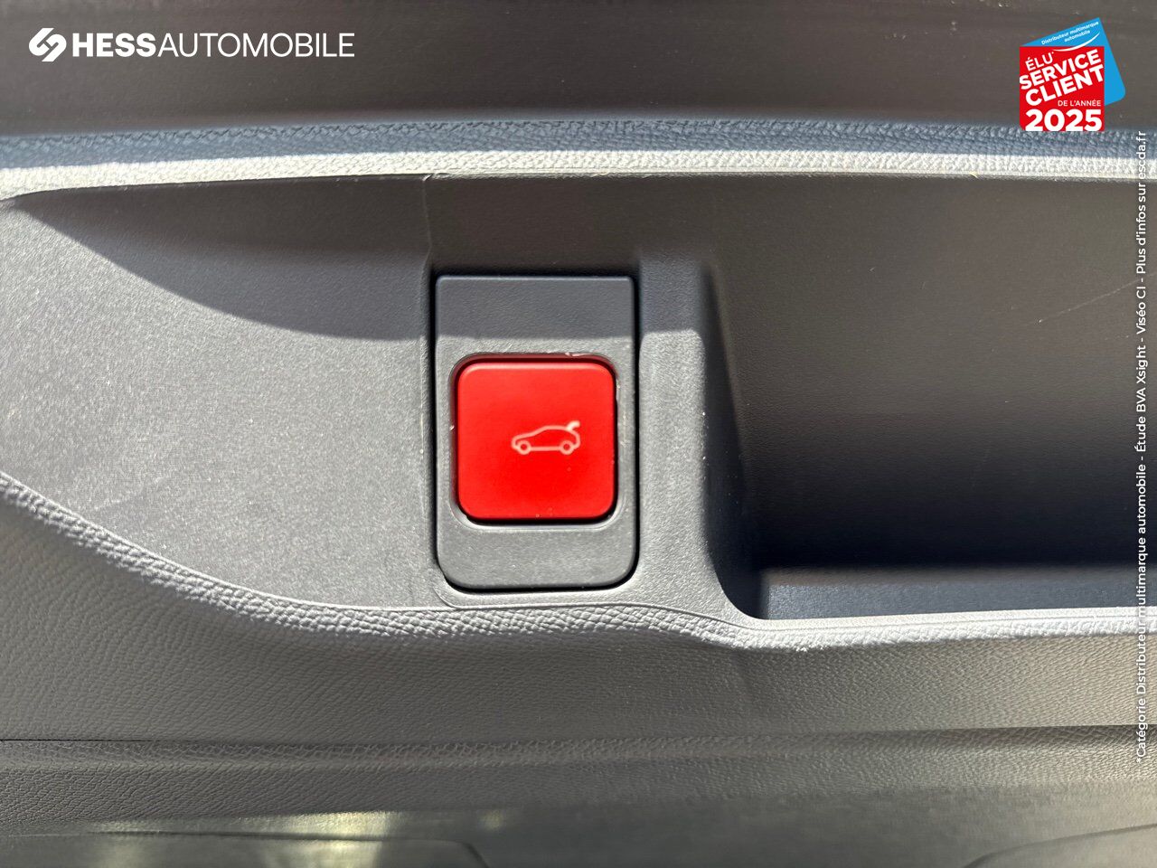 Véhicule d'occasion DS DS 4 E-TENSE 225CH LA PREMIERE GPS CAMERA chez Renault Sélestat