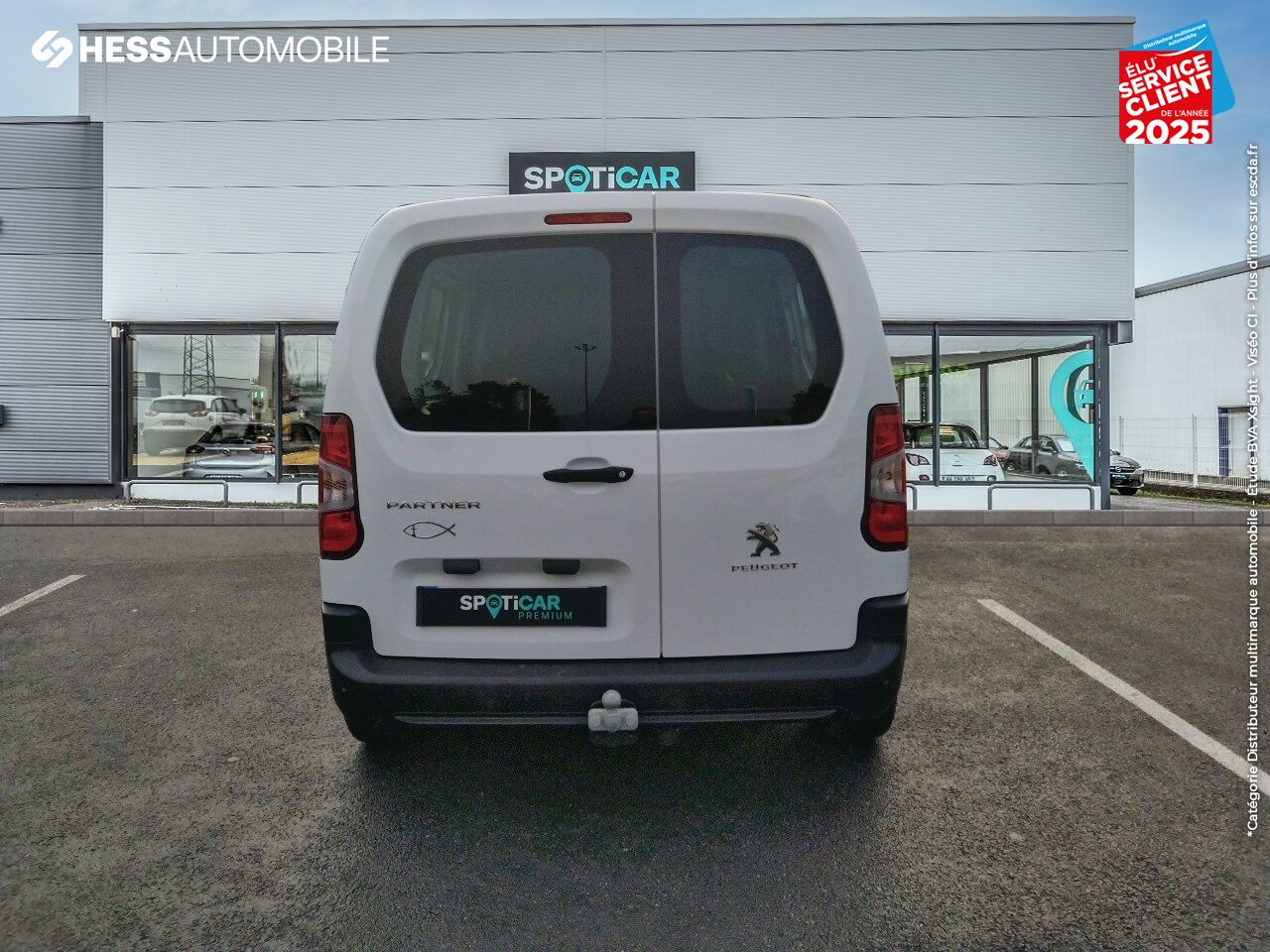 Véhicule d'occasion PEUGEOT PARTNER STANDARD 650KG BLUEHDI 100CH S/S BVM5 ASPHALT ATTELAGE chez Renault Colmar