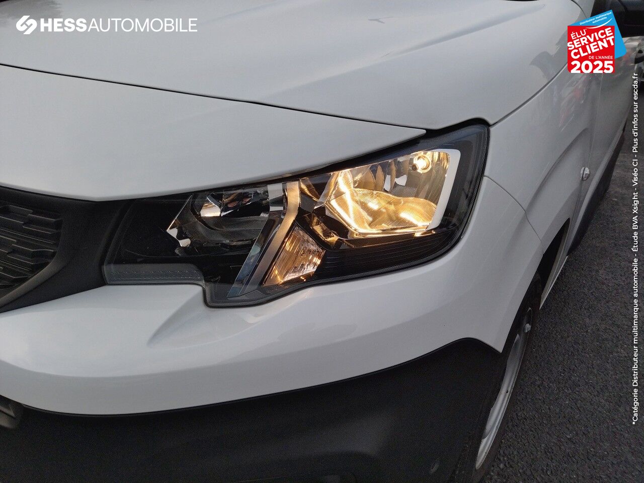 Véhicule d'occasion PEUGEOT PARTNER STANDARD 650KG BLUEHDI 100CH S/S BVM5 ASPHALT ATTELAGE chez Renault Colmar
