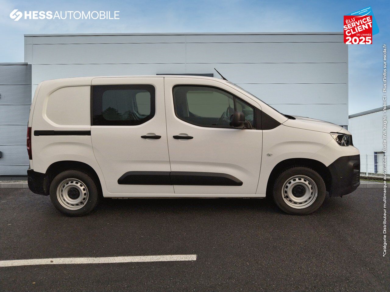 Véhicule d'occasion PEUGEOT PARTNER STANDARD 650KG BLUEHDI 100CH S/S BVM5 ASPHALT ATTELAGE chez Renault Colmar