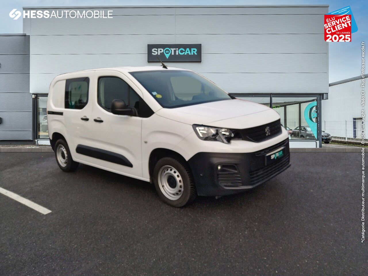 Véhicule d'occasion PEUGEOT PARTNER STANDARD 650KG BLUEHDI 100CH S/S BVM5 ASPHALT ATTELAGE chez Renault Colmar