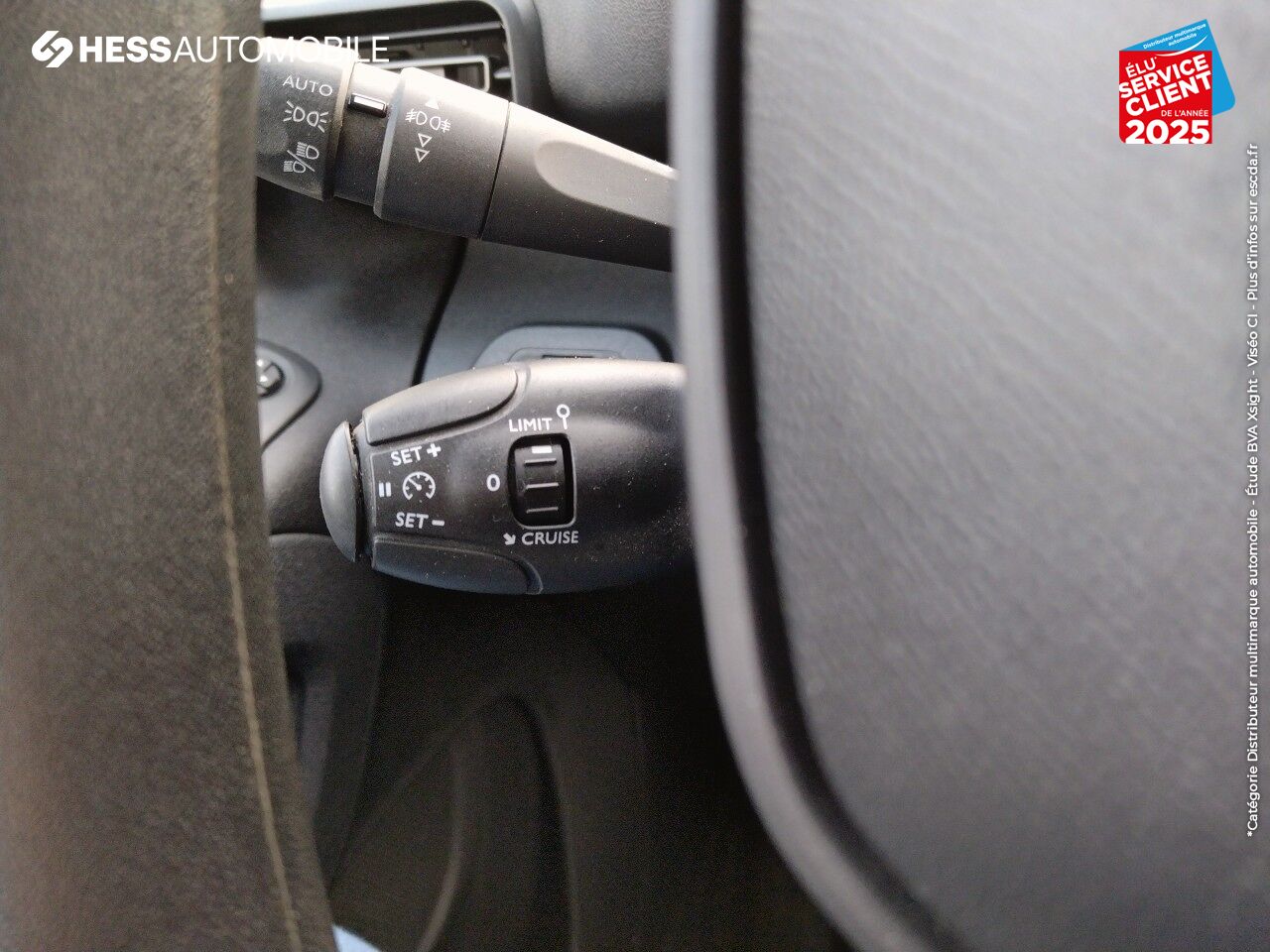 Véhicule d'occasion PEUGEOT PARTNER STANDARD 650KG BLUEHDI 100CH S/S BVM5 ASPHALT ATTELAGE chez Renault Colmar