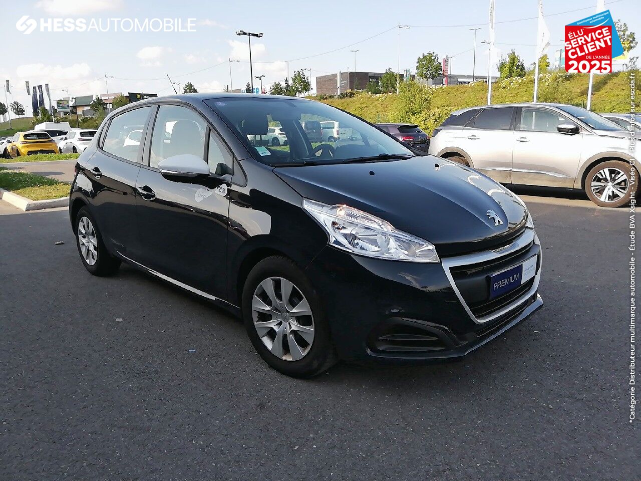 Véhicule d'occasion PEUGEOT 208 1.2 PURETECH 68CH E6.C LIKE 5P 1ERE MAIN chez Peugeot Reims