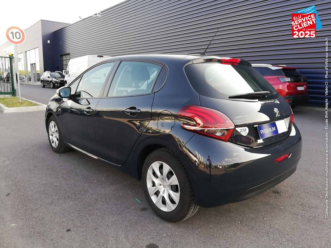 Véhicule d'occasion PEUGEOT 208 1.2 PURETECH 68CH E6.C LIKE 5P 1ERE MAIN chez Peugeot Reims