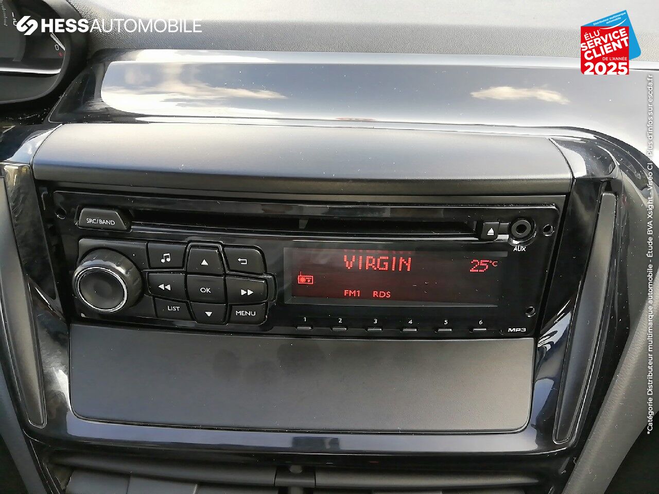 Véhicule d'occasion PEUGEOT 208 1.2 PURETECH 68CH E6.C LIKE 5P 1ERE MAIN chez Peugeot Reims