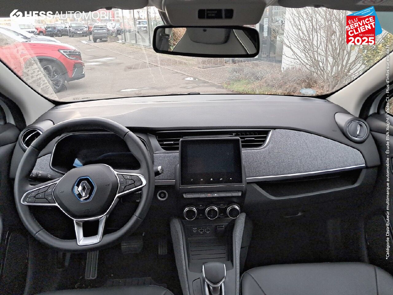 Véhicule d'occasion RENAULT ZOE INTENS CHARGE NORMALE R110 4CV chez Renault Sélestat