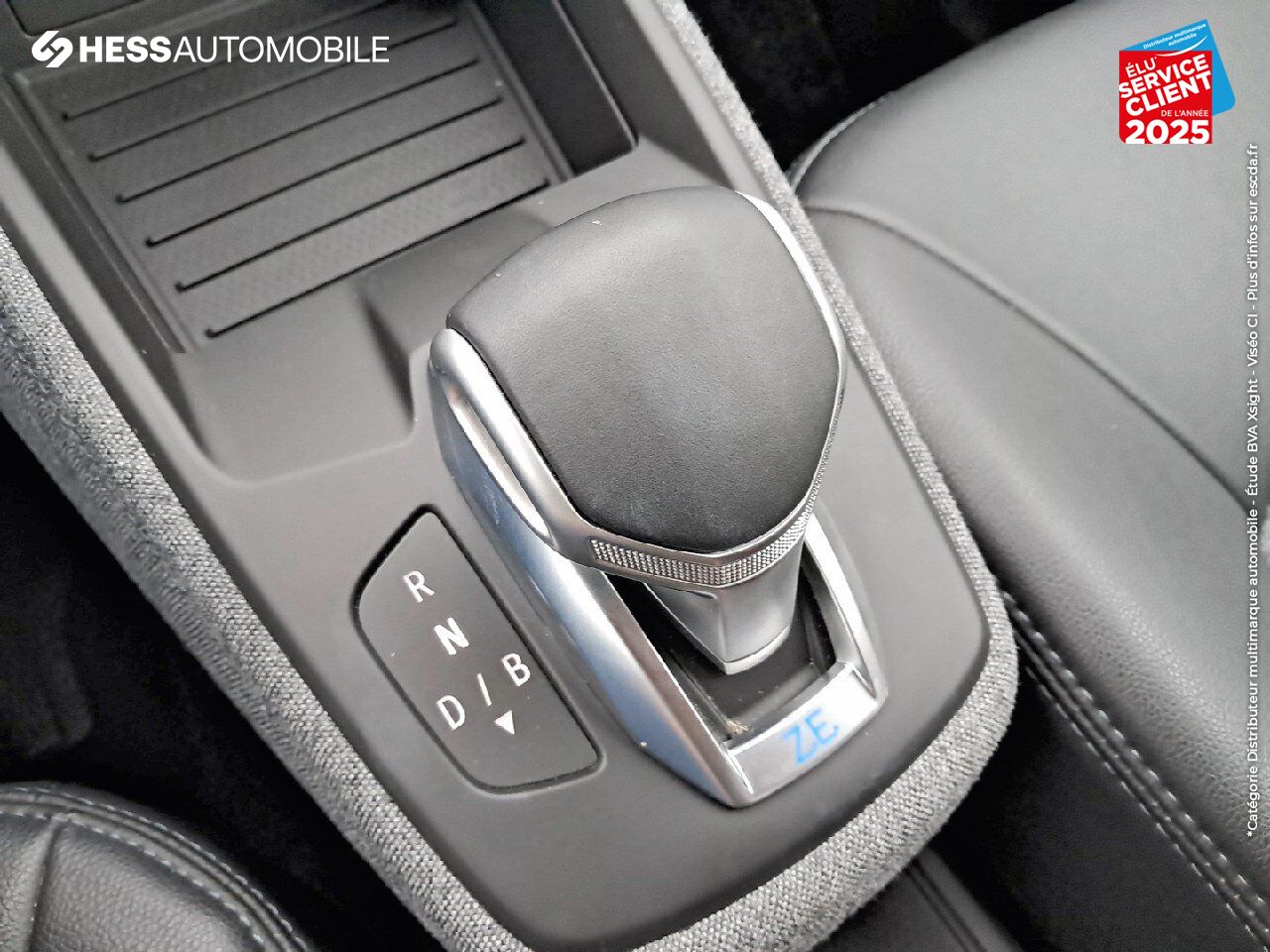 Véhicule d'occasion RENAULT ZOE INTENS CHARGE NORMALE R110 4CV chez Renault Sélestat