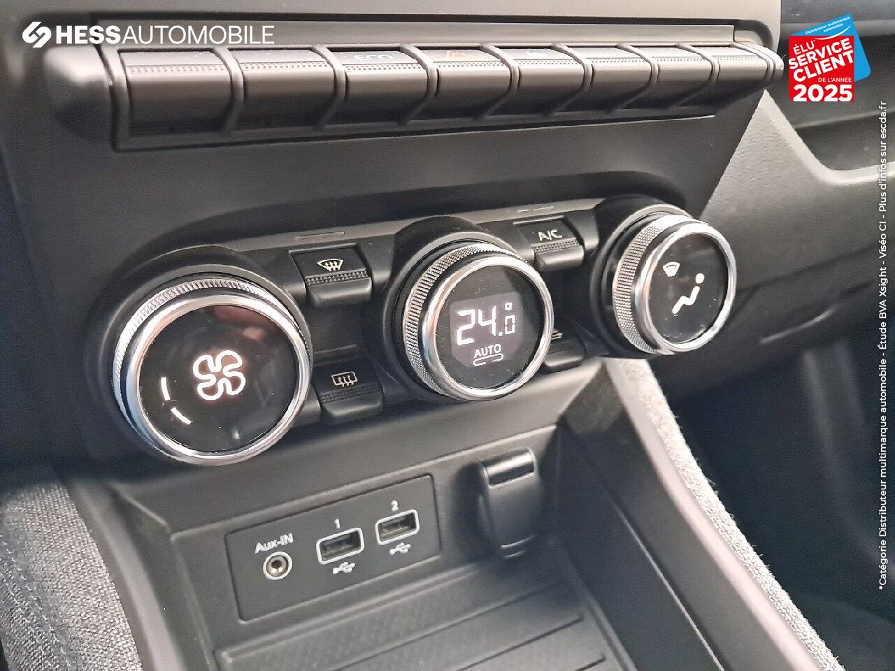 Véhicule d'occasion RENAULT ZOE INTENS CHARGE NORMALE R110 4CV chez Renault Sélestat