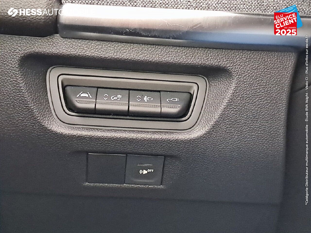 Véhicule d'occasion RENAULT ZOE INTENS CHARGE NORMALE R110 4CV chez Renault Sélestat