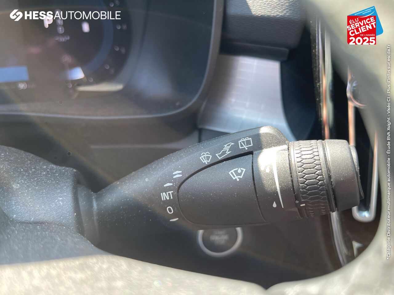 Véhicule d'occasion VOLVO XC40 B3 163CH START DCT 7 CAMERA CARPLAY chez Volvo Epernay