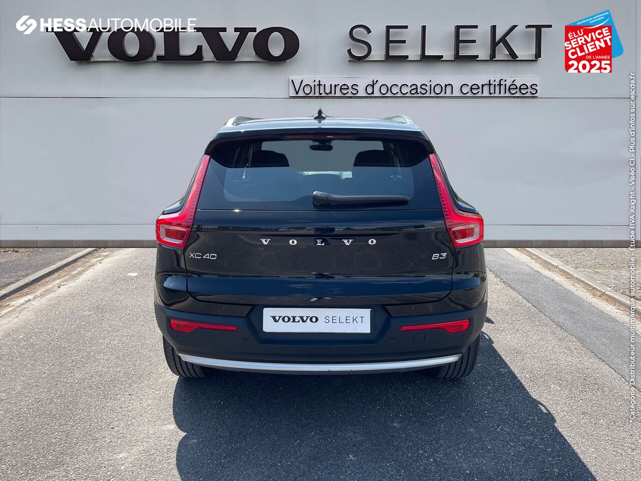 Véhicule d'occasion VOLVO XC40 B3 163CH START DCT 7 CAMERA CARPLAY chez Volvo Epernay