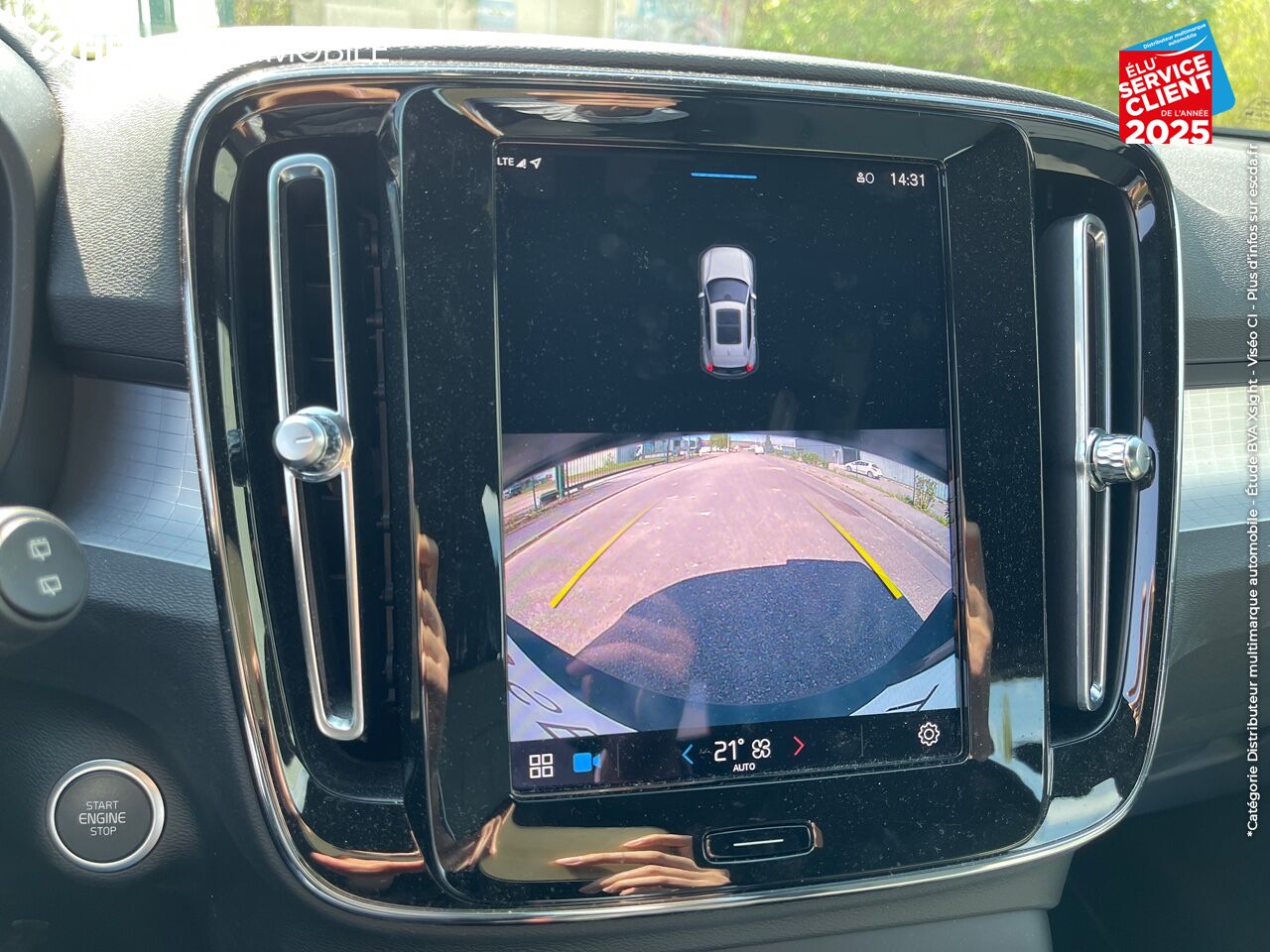 Véhicule d'occasion VOLVO XC40 B3 163CH START DCT 7 CAMERA CARPLAY chez Volvo Epernay