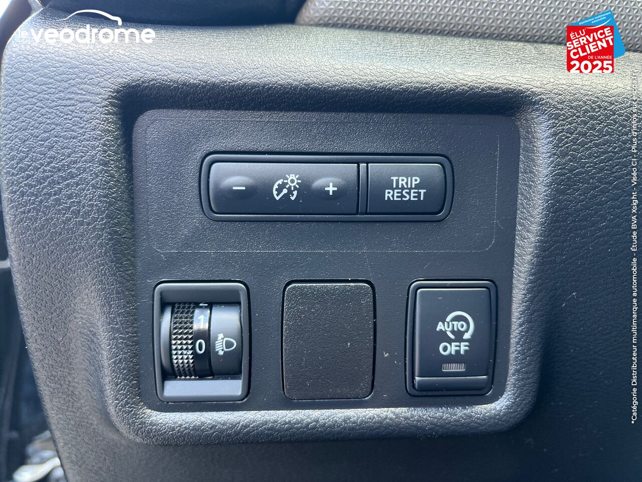 Véhicule d'occasion NISSAN MICRA 0.9 IG-T 90CH N-CONNECTA chez Le Veodrome