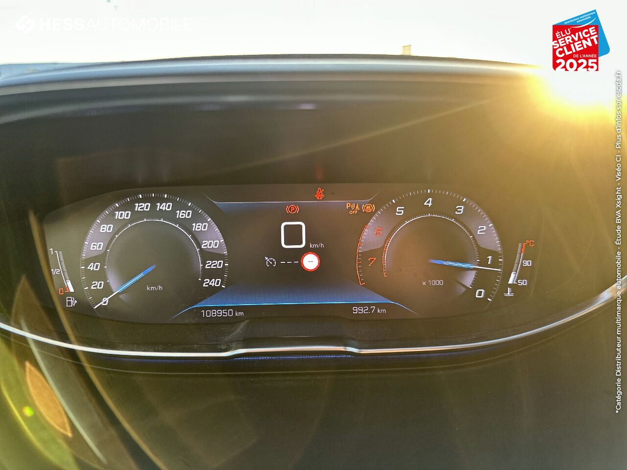 Véhicule d'occasion PEUGEOT 3008 1.2 PURETECH 130CH S/S ACTIVE CAMERA chez Renault Sélestat