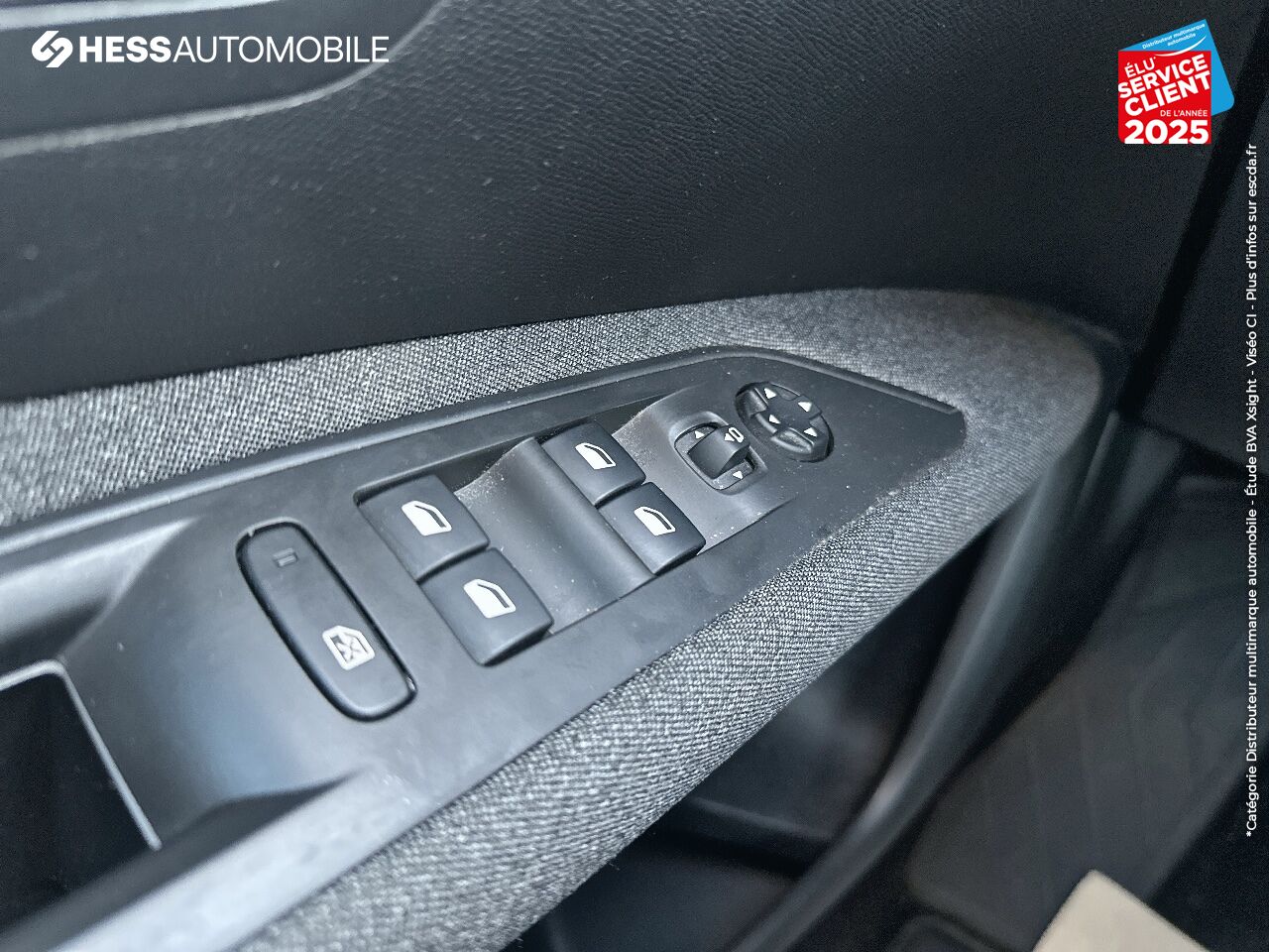 Véhicule d'occasion PEUGEOT 3008 1.2 PURETECH 130CH S/S ACTIVE CAMERA chez Renault Sélestat