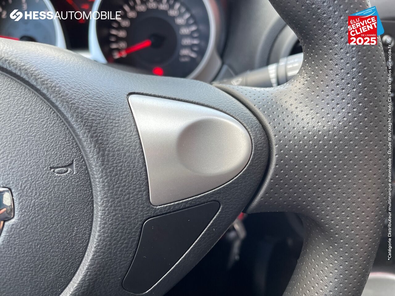 Véhicule d'occasion NISSAN JUKE 1.5 DCI 110CH VISIA PACK chez Nissan Metz