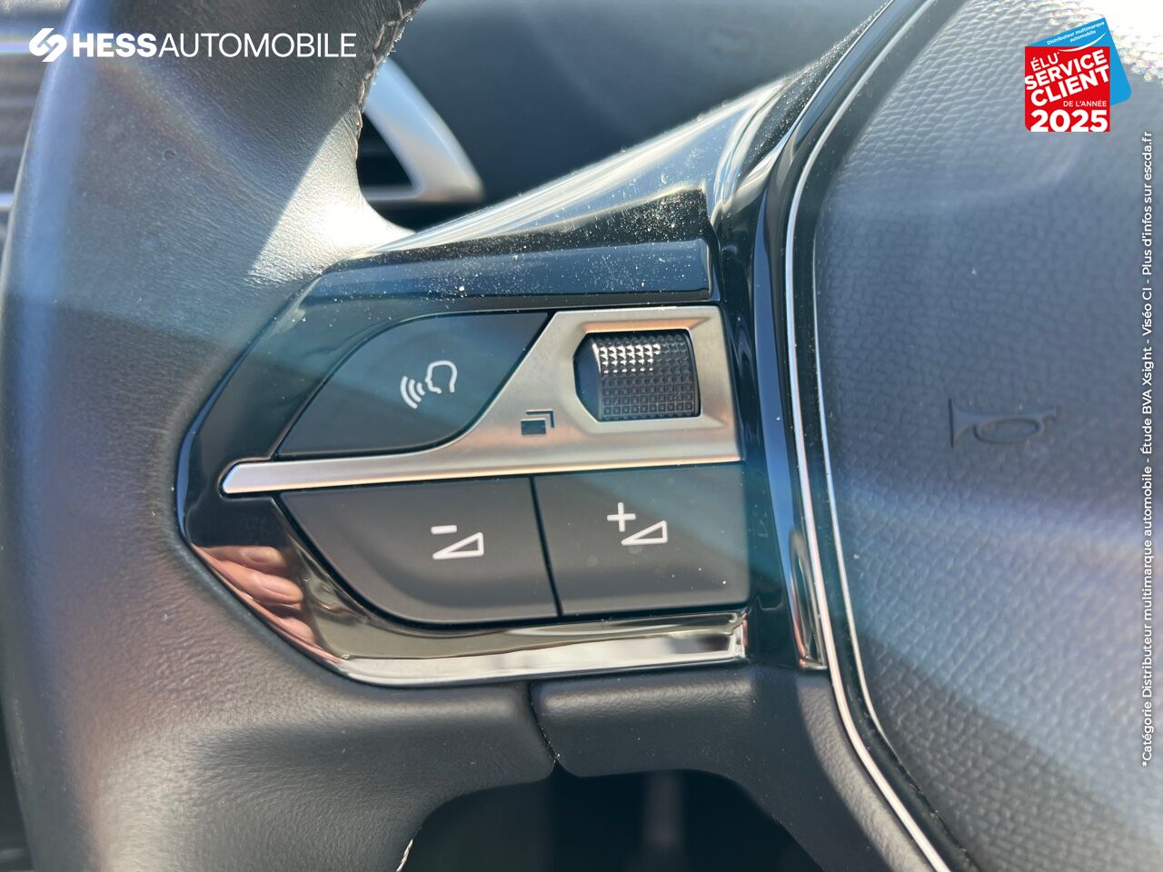 Véhicule d'occasion PEUGEOT 3008 1.2 PURETECH 130CH E6.C ALLURE SS chez Peugeot Reims