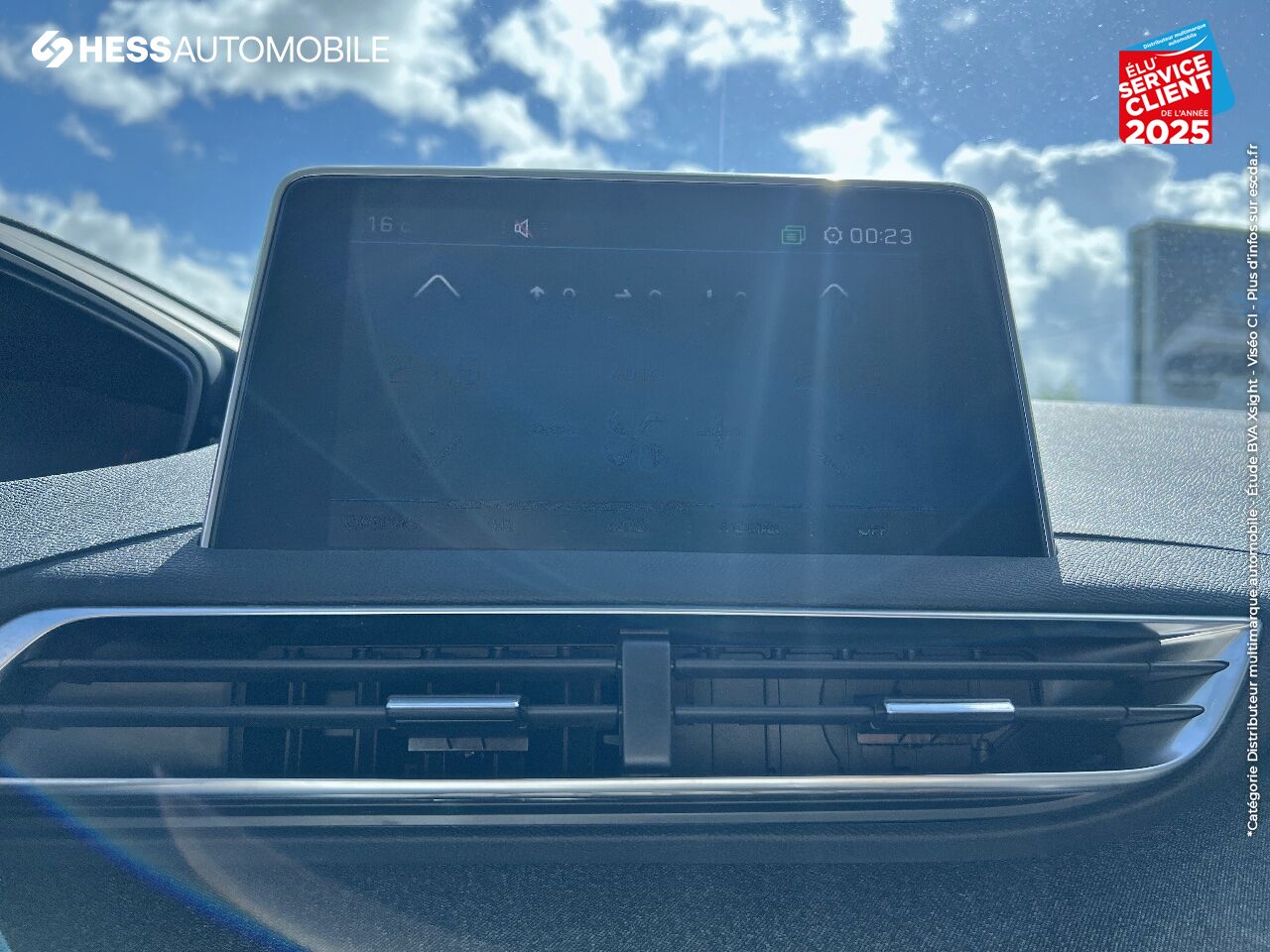 Véhicule d'occasion PEUGEOT 3008 1.2 PURETECH 130CH E6.C ALLURE SS chez Peugeot Reims