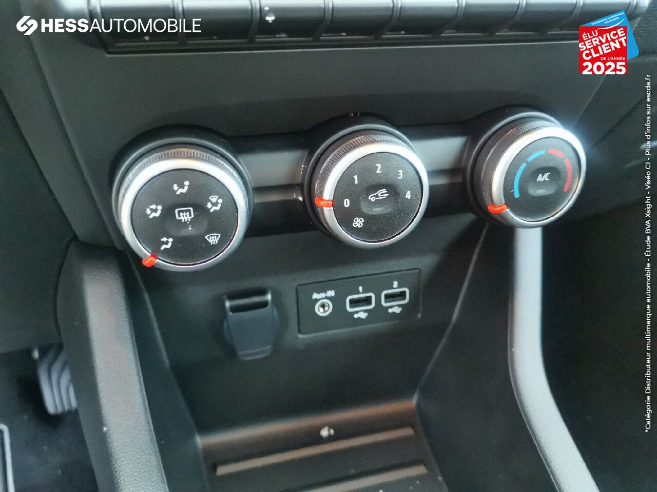 Véhicule d'occasion RENAULT CLIO 1.0 TCE 90CH EQUILIBRE chez HESS Automobile