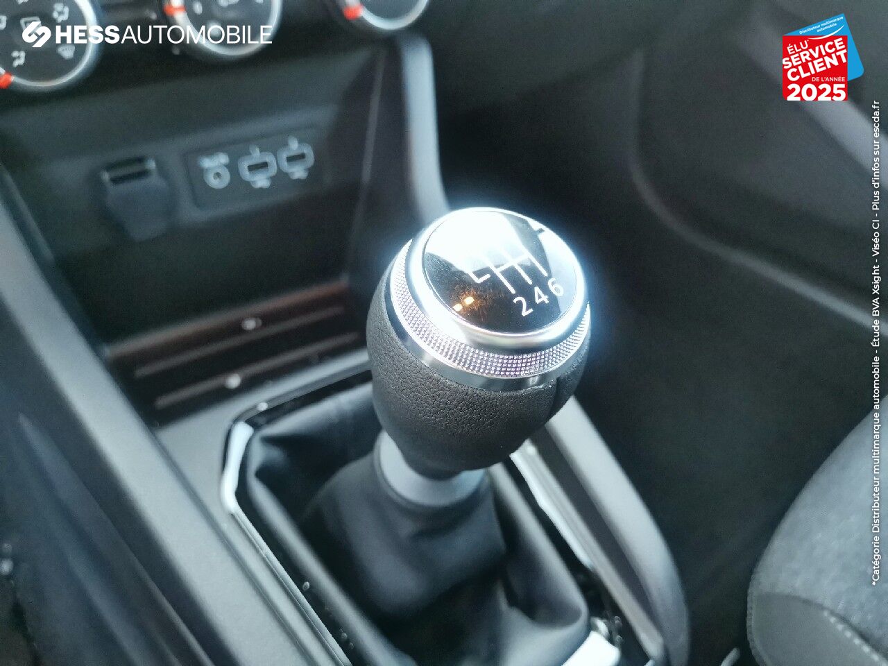 Véhicule d'occasion RENAULT CLIO 1.0 TCE 90CH EQUILIBRE chez HESS Automobile