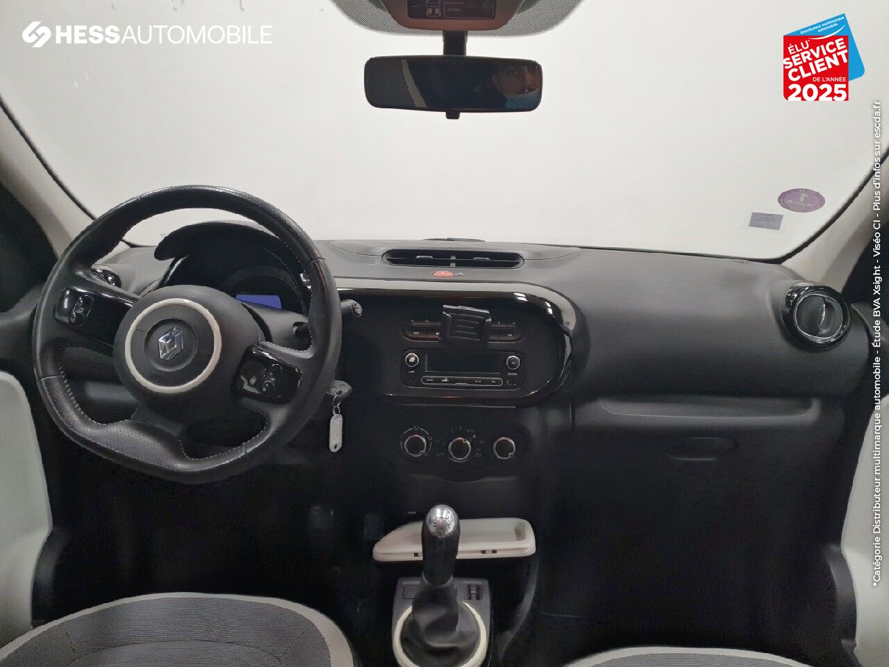Véhicule d'occasion RENAULT TWINGO 1.0 SCE 70CH S/S INTENS TOUVRANT chez Renault Strasbourg