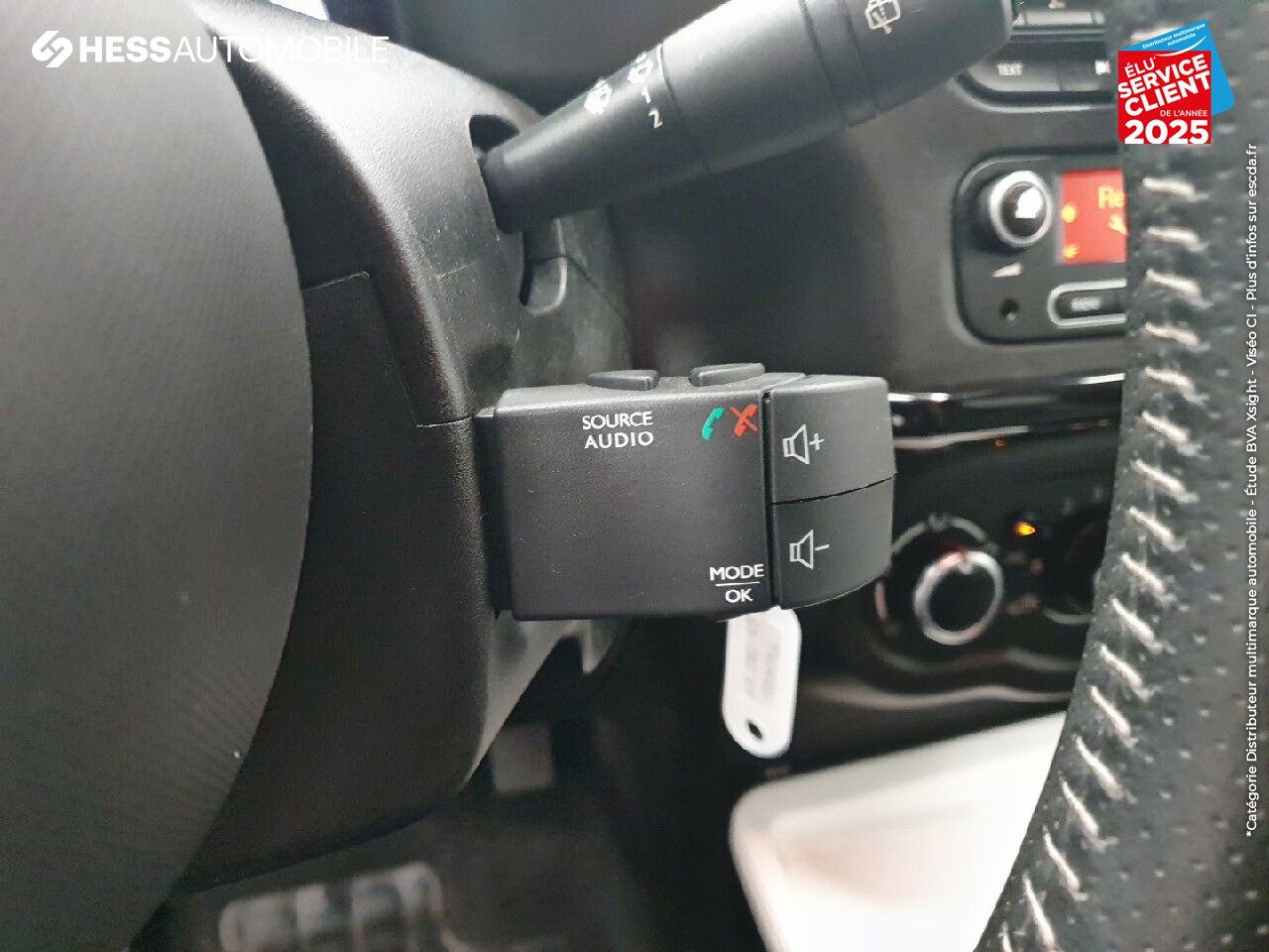 Véhicule d'occasion RENAULT TWINGO 1.0 SCE 70CH S/S INTENS TOUVRANT chez Renault Strasbourg