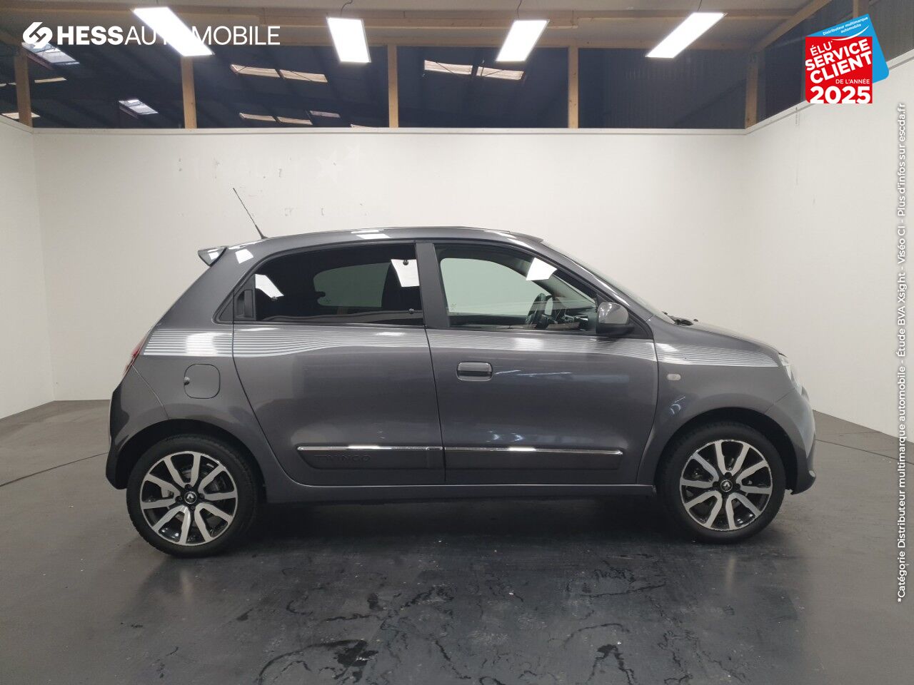 Véhicule d'occasion RENAULT TWINGO 1.0 SCE 70CH S/S INTENS TOUVRANT chez Renault Strasbourg