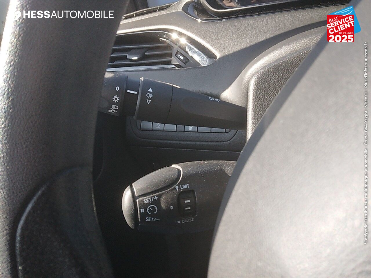 Véhicule d'occasion PEUGEOT 208 1.2 PURETECH 68CH LIKE 5P chez Renault Saint-Louis