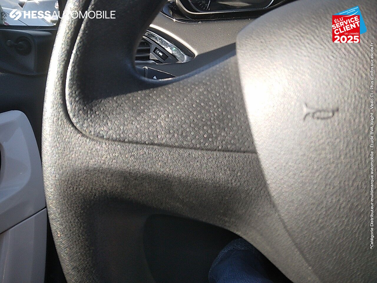 Véhicule d'occasion PEUGEOT 208 1.2 PURETECH 68CH LIKE 5P chez Renault Saint-Louis