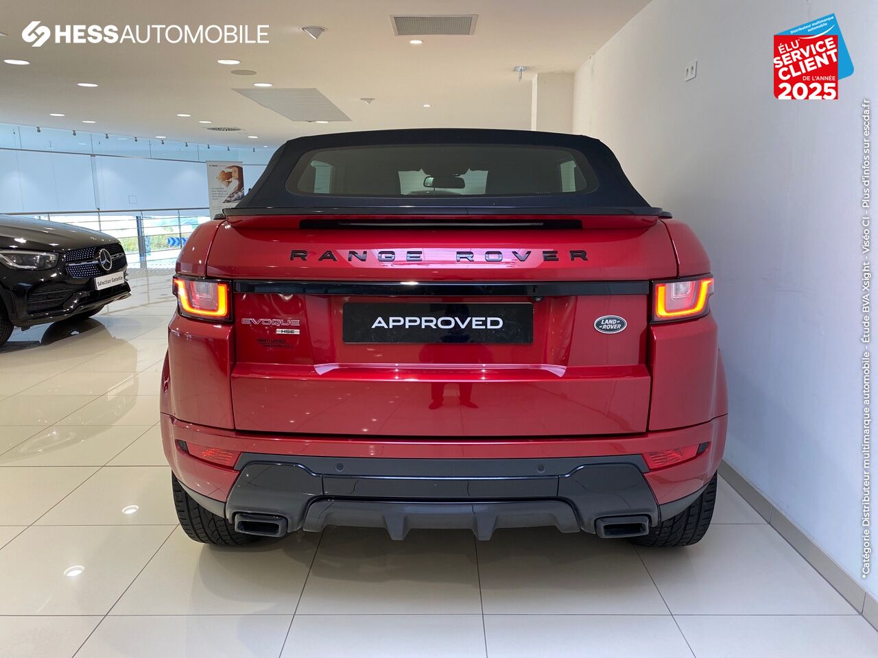 Véhicule d'occasion LAND-ROVER EVOQUE CABRIOLET 2.0 TD4 180 HSE DYNAMIC 4X4 BVA MARK VI GPS CAMERA SIEGES CHAUF KEYLESS chez Land Rover Strasbourg