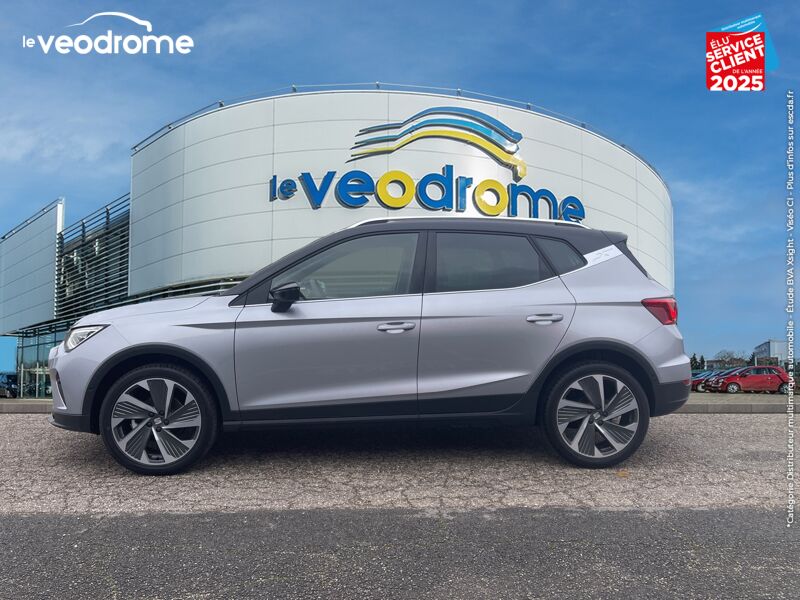 Véhicule d'occasion SEAT ARONA 1.0 TSI 110CH FR DSG7 GPS CAMERA RADAR AV/AR CAR PLAY chez Le Veodrome
