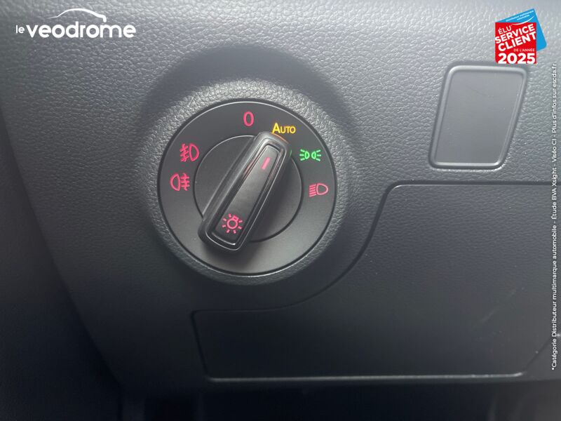 Véhicule d'occasion SEAT ARONA 1.0 TSI 110CH FR DSG7 GPS CAMERA RADAR AV/AR CAR PLAY chez Le Veodrome