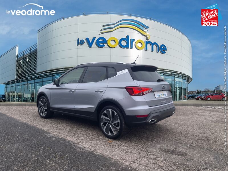 Véhicule d'occasion SEAT ARONA 1.0 TSI 110CH FR DSG7 GPS CAMERA RADAR AV/AR CAR PLAY chez Le Veodrome
