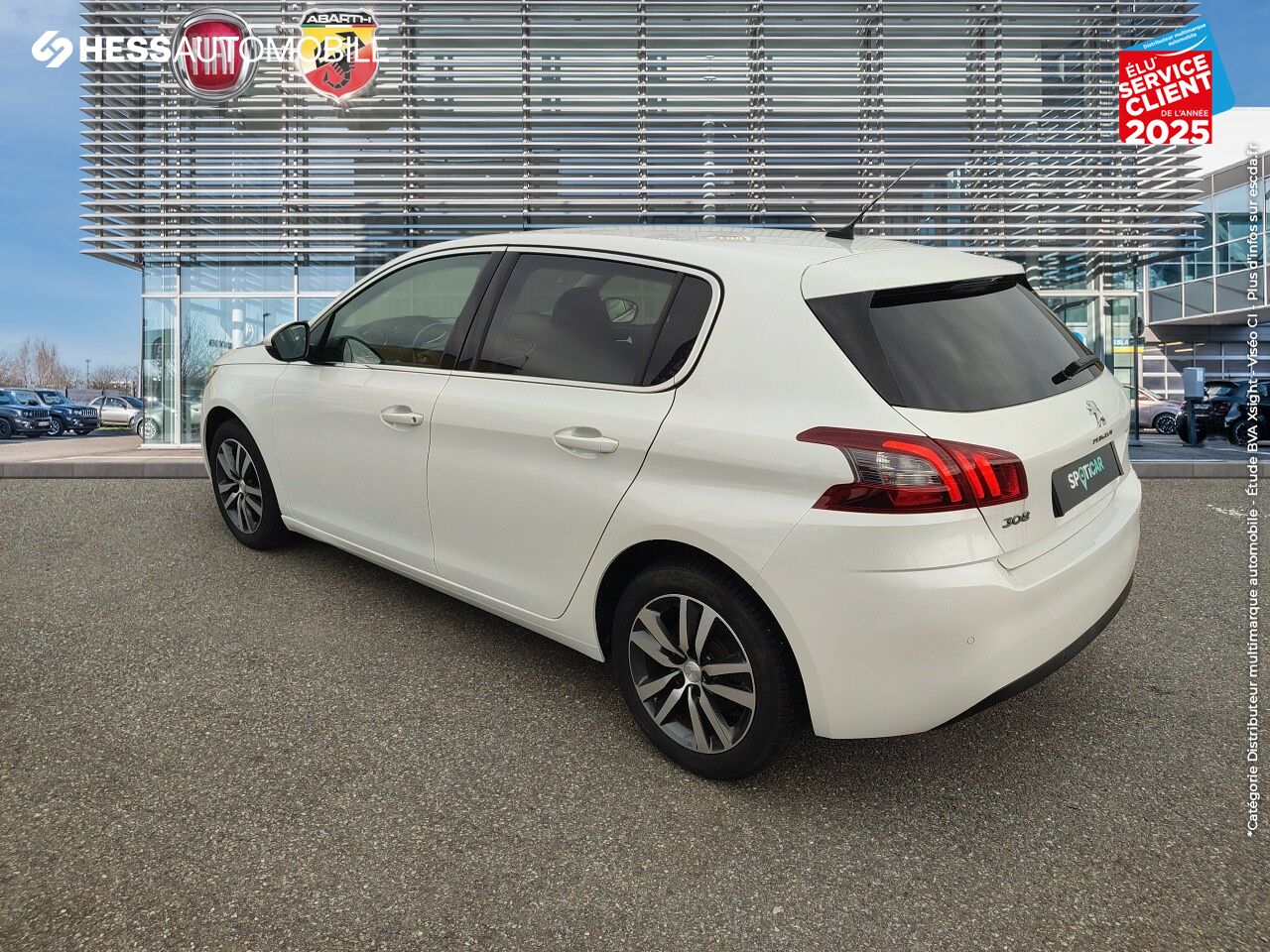 Véhicule d'occasion PEUGEOT 308 1.2 PURETECH 110CH SS ALLURE BASSE CONSOMMATION chez Renault Saint-Louis