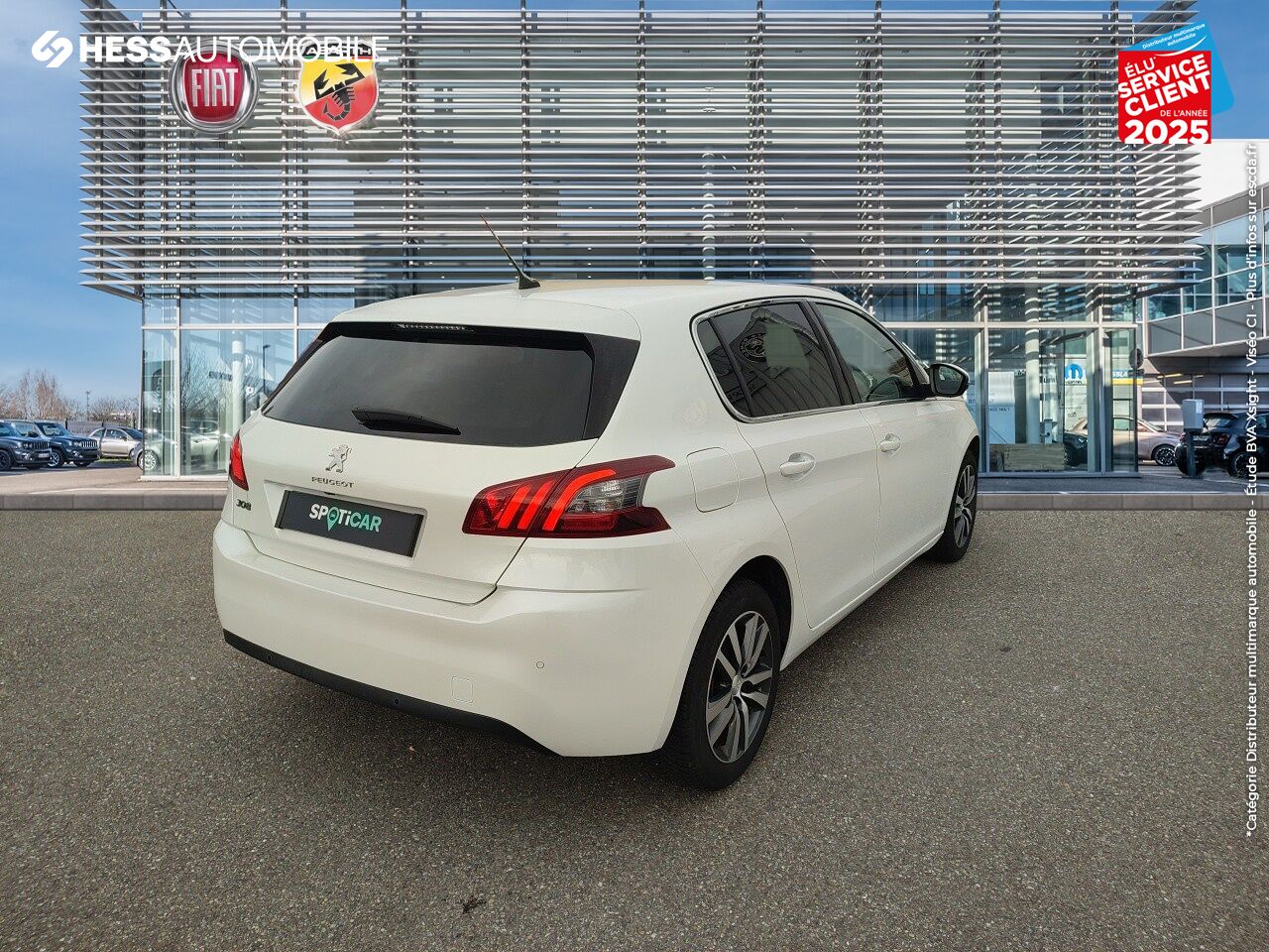 Véhicule d'occasion PEUGEOT 308 1.2 PURETECH 110CH SS ALLURE BASSE CONSOMMATION chez Renault Saint-Louis