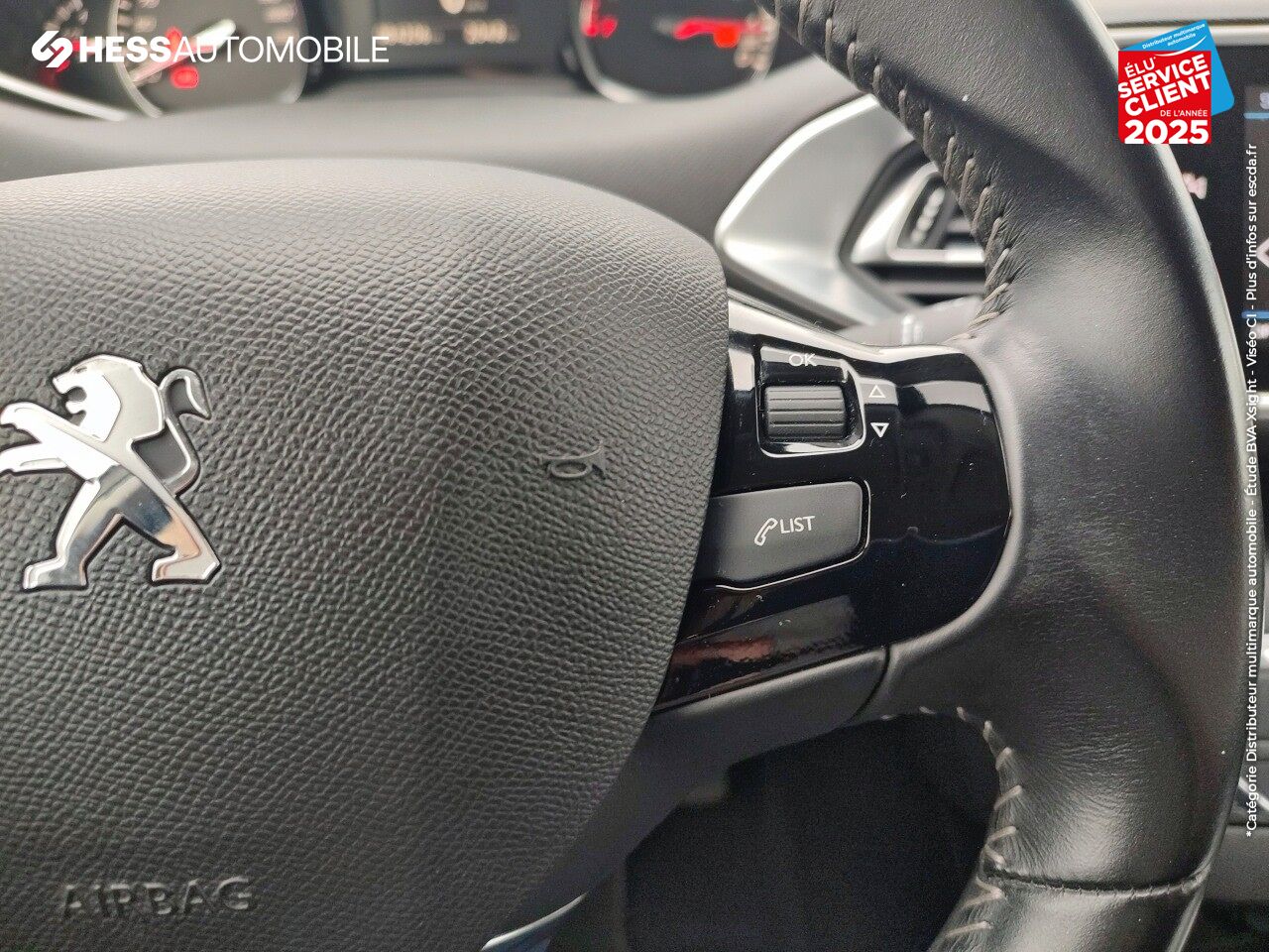 Véhicule d'occasion PEUGEOT 308 1.2 PURETECH 110CH SS ALLURE BASSE CONSOMMATION chez Renault Saint-Louis
