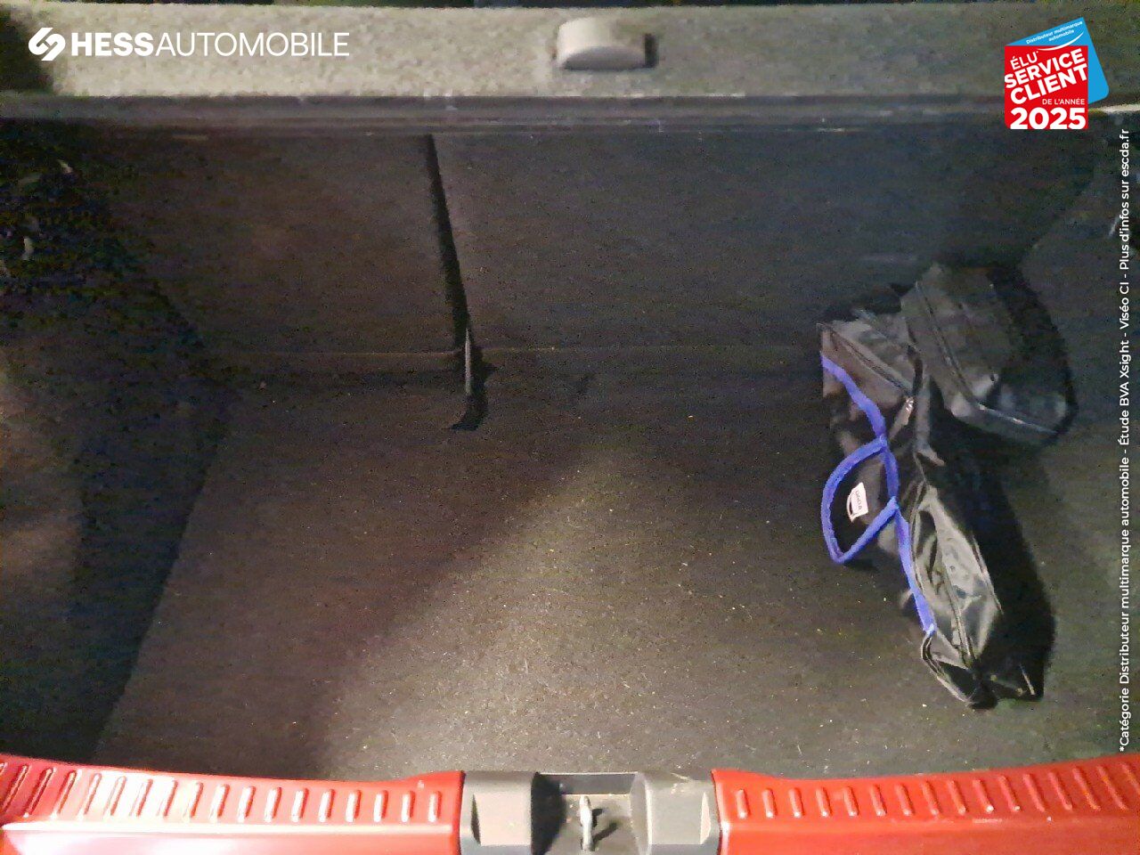 Véhicule d'occasion DACIA SANDERO 1.0 ECO-G 100CH ESSENTIAL chez Renault Saint-Louis