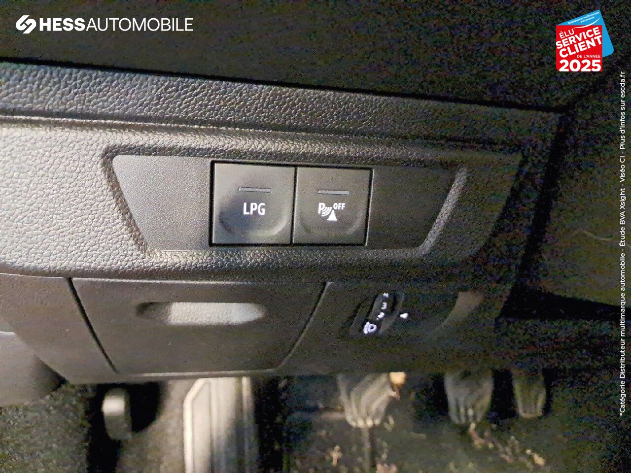 Véhicule d'occasion DACIA SANDERO 1.0 ECO-G 100CH ESSENTIAL chez Renault Saint-Louis