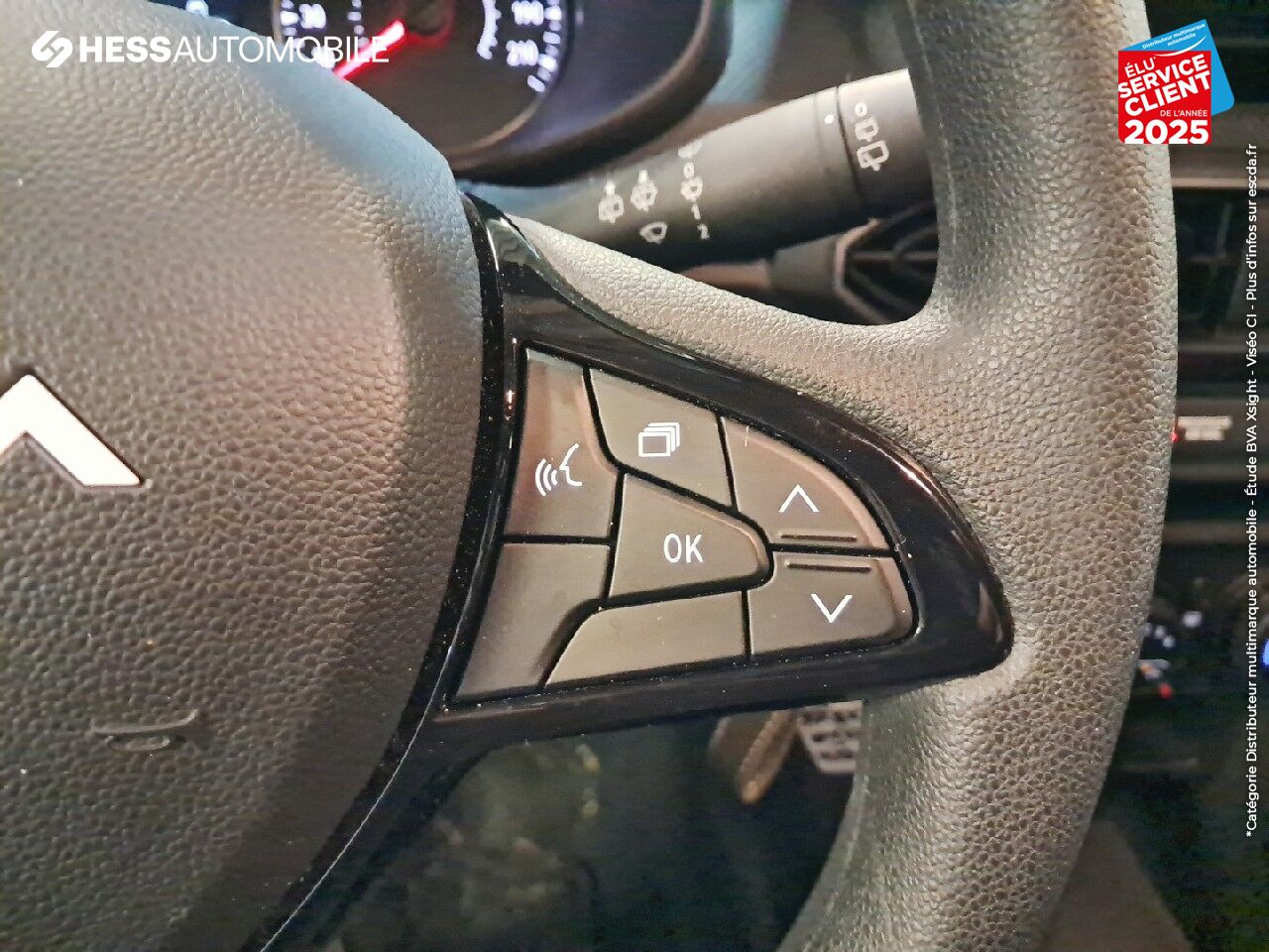 Véhicule d'occasion DACIA SANDERO 1.0 ECO-G 100CH ESSENTIAL chez Renault Saint-Louis