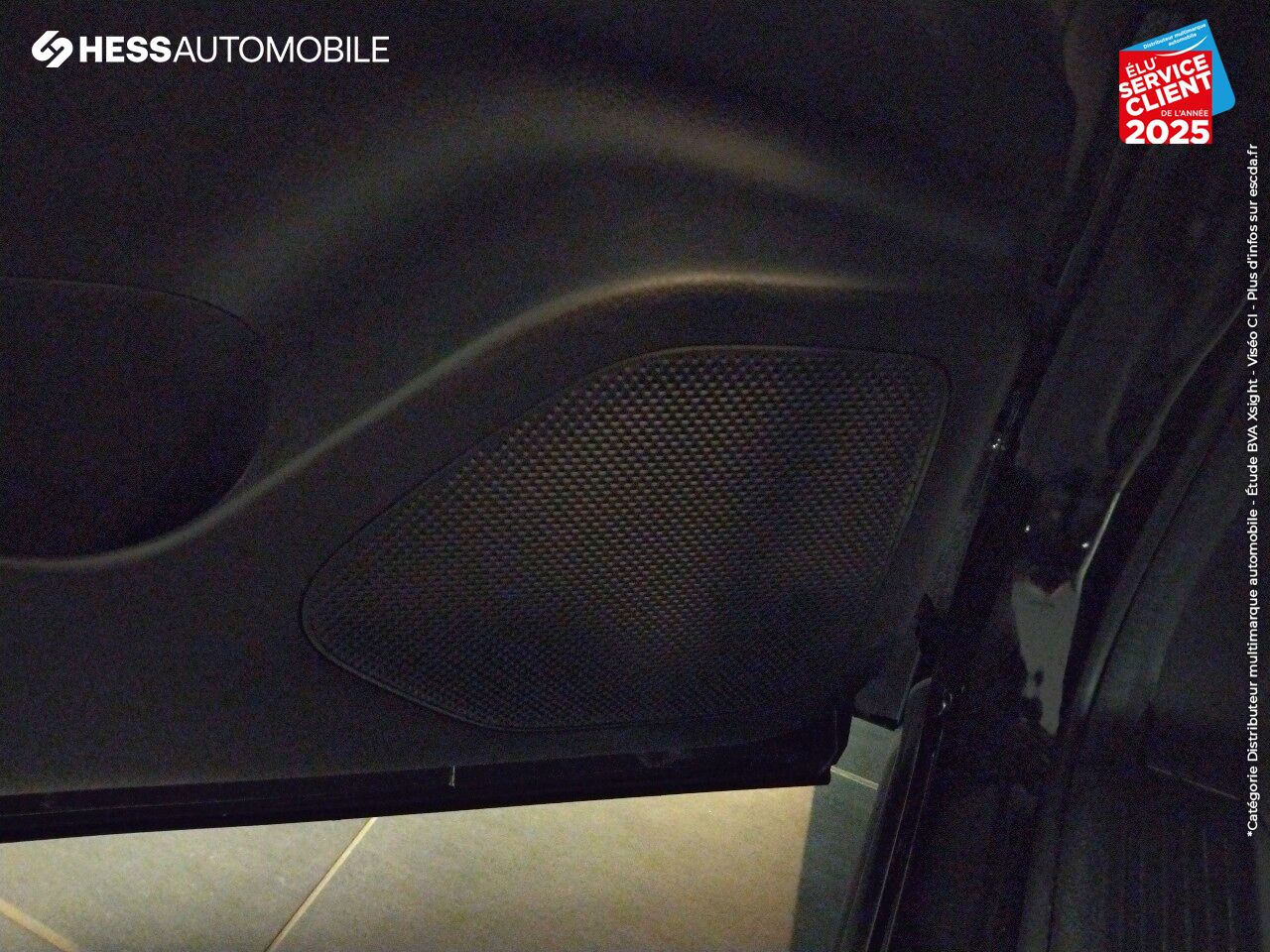 Véhicule d'occasion NISSAN QASHQAI 1.3 MILD HYBRID 140CH BUSINESS EDITION 2022 CAMERA chez Renault Saint-Louis