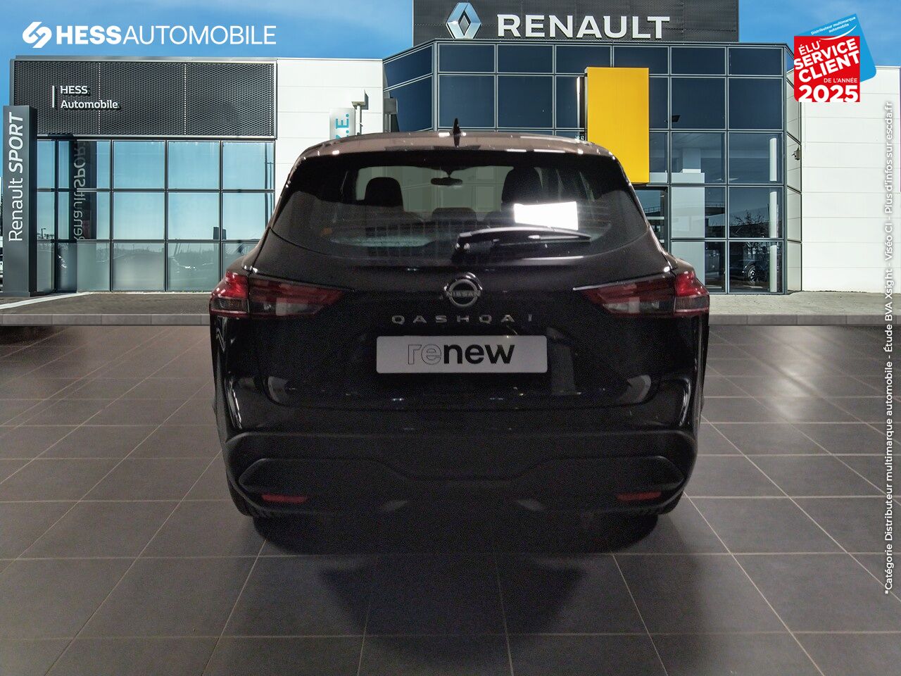 Véhicule d'occasion NISSAN QASHQAI 1.3 MILD HYBRID 140CH BUSINESS EDITION 2022 CAMERA chez Renault Saint-Louis