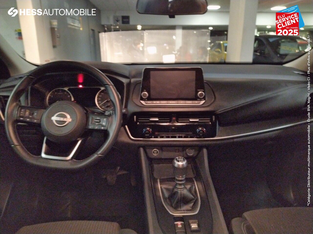 Véhicule d'occasion NISSAN QASHQAI 1.3 MILD HYBRID 140CH BUSINESS EDITION 2022 CAMERA chez Renault Saint-Louis