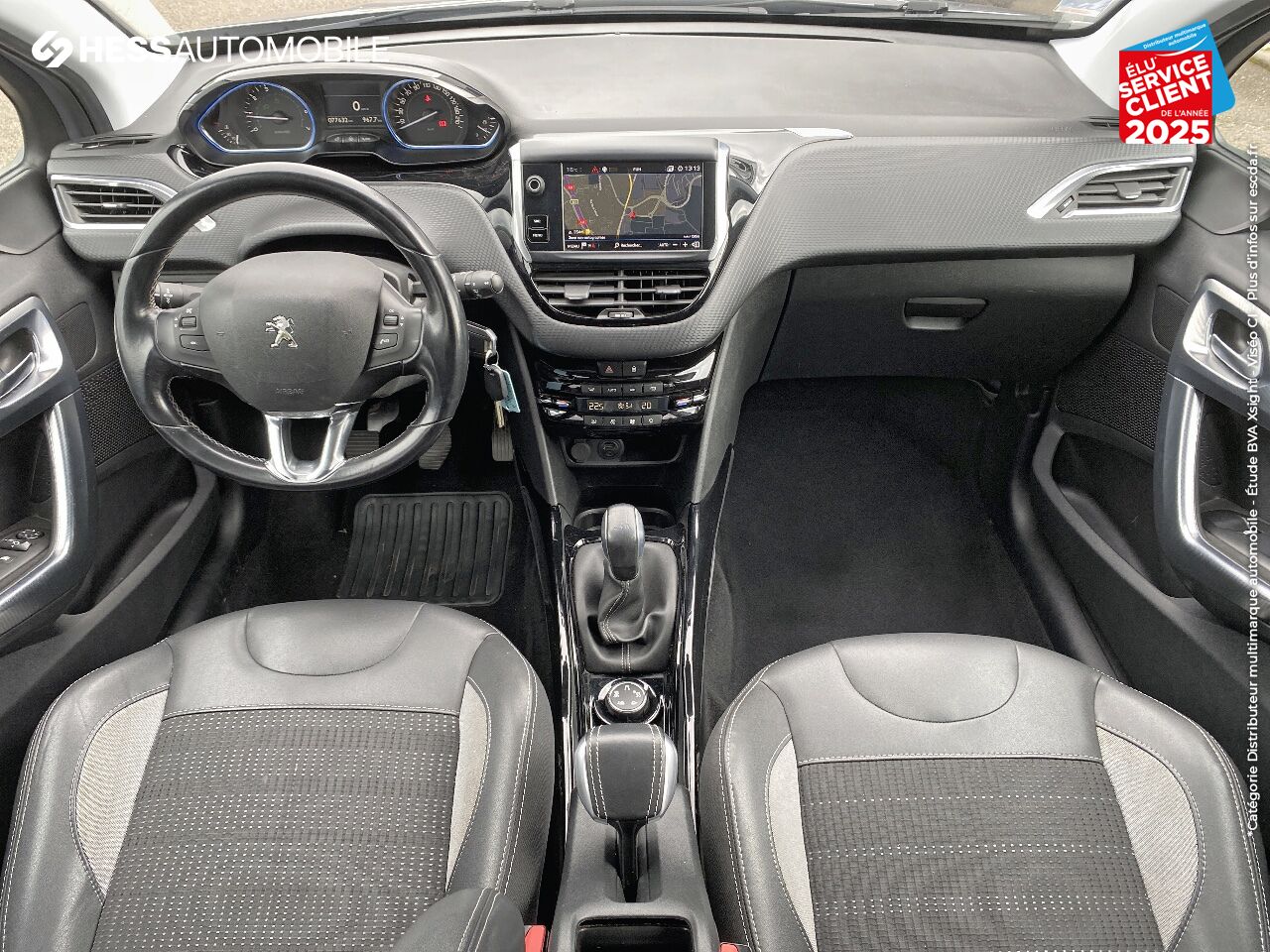 Véhicule d'occasion PEUGEOT 2008 1.2 PURETECH 110CH ALLURE S/S chez Renault Saint-Louis